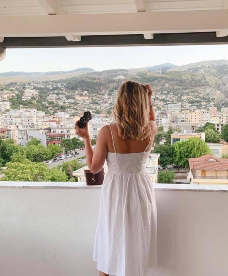 Novi'S Luxury Apartment 1 Gjirokaster Exterior photo